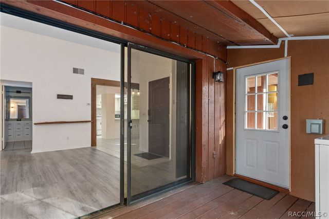 8763 E Anglers Court, Floral City, FL 34436