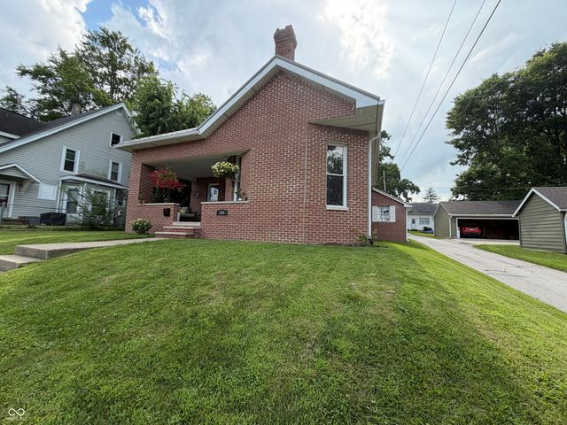 194 N Indiana Street, Danville, IN 46122