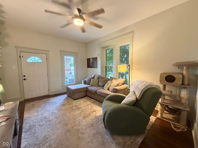 194 N Indiana Street, Danville, IN 46122