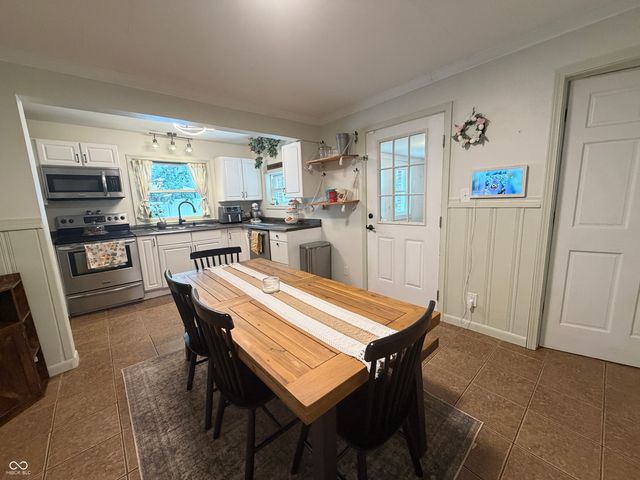 194 N Indiana Street, Danville, IN 46122