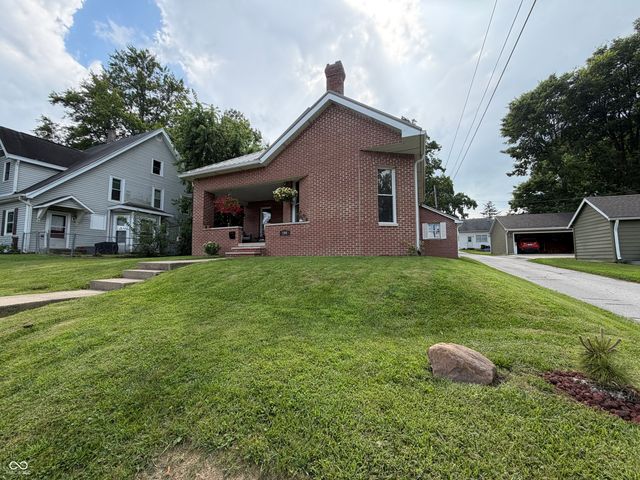 194 N Indiana Street, Danville, IN 46122