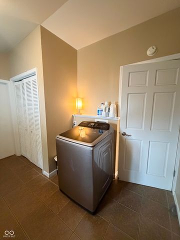 194 N Indiana Street, Danville, IN 46122