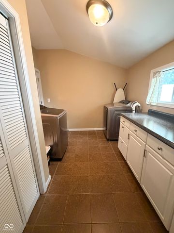 194 N Indiana Street, Danville, IN 46122