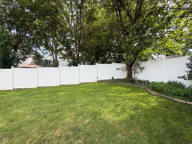 194 N Indiana Street, Danville, IN 46122