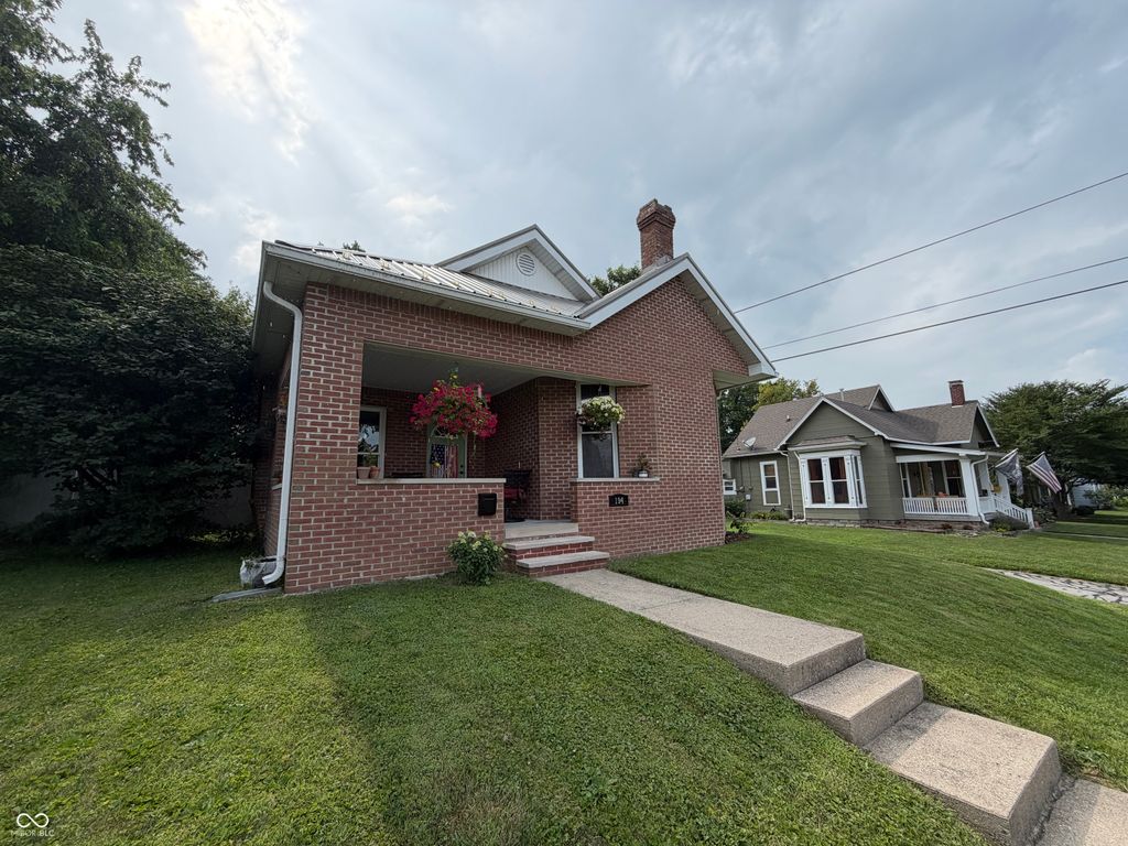 194 N Indiana Street, Danville, IN 46122
