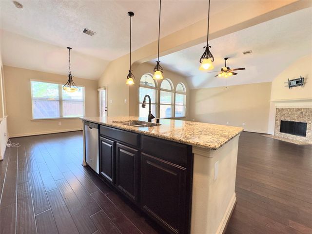 179 Hearthshire Circle, The Woodlands, TX 77354