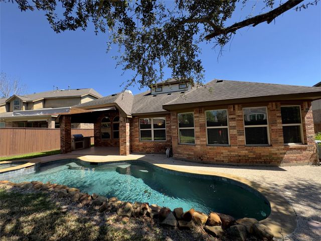 179 Hearthshire Circle, The Woodlands, TX 77354