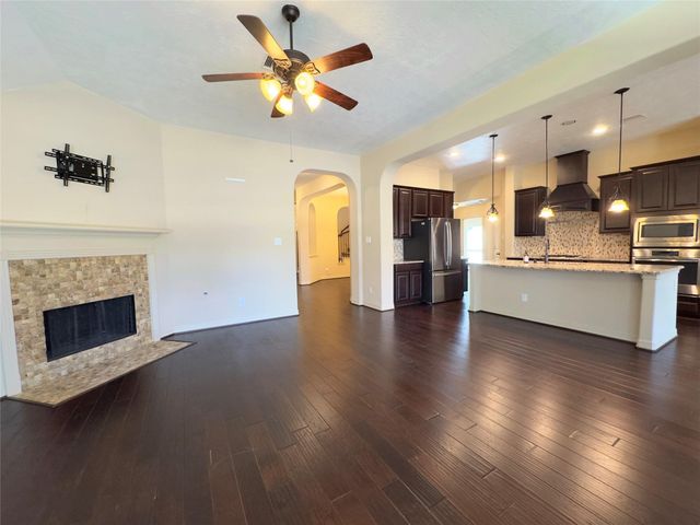 179 Hearthshire Circle, The Woodlands, TX 77354