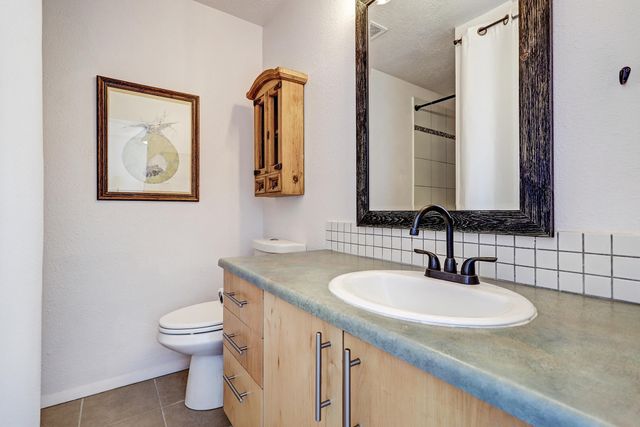 13246 Candelaria Road NE, Albuquerque, NM 87112