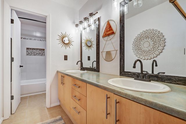 13246 Candelaria Road NE, Albuquerque, NM 87112