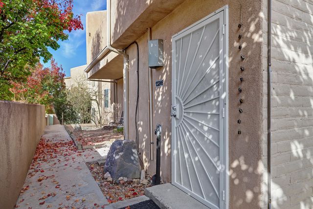 13246 Candelaria Road NE, Albuquerque, NM 87112