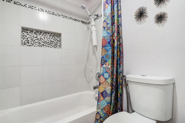 13246 Candelaria Road NE, Albuquerque, NM 87112