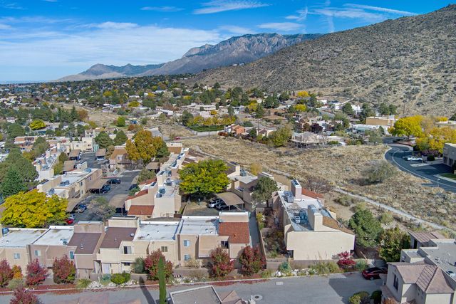 13246 Candelaria Road NE, Albuquerque, NM 87112