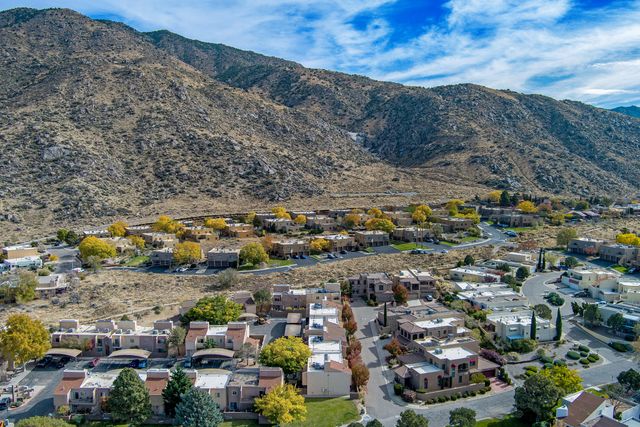 13246 Candelaria Road NE, Albuquerque, NM 87112