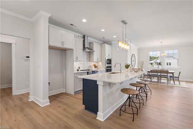 12185 Ava LN, Windsor, VA 23487