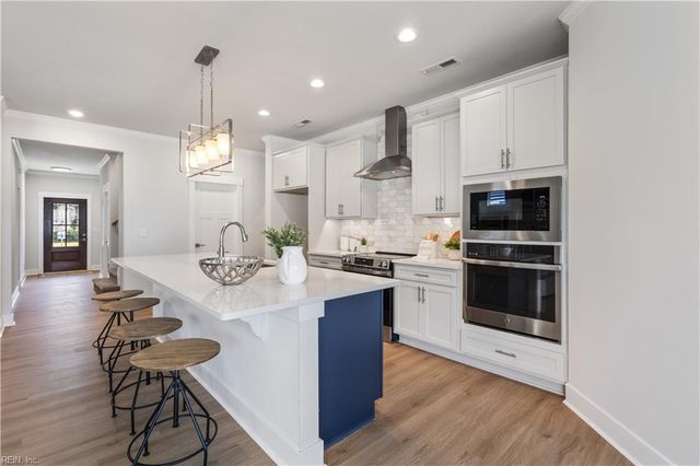 12185 Ava LN, Windsor, VA 23487