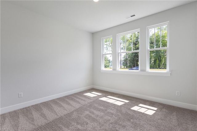 12185 Ava LN, Windsor, VA 23487