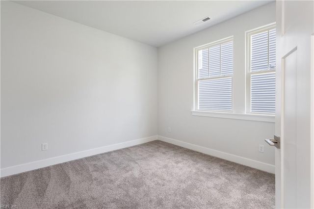 12185 Ava LN, Windsor, VA 23487