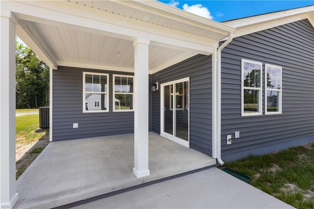 12185 Ava LN, Windsor, VA 23487
