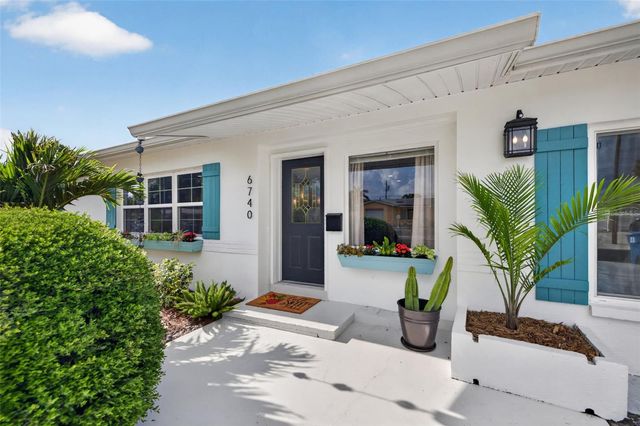 6740 31ST AVENUE N, St Petersburg, FL 33710