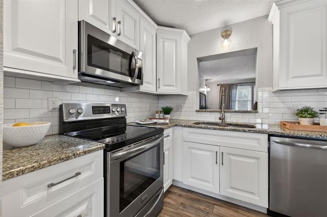 6740 31ST AVENUE N, St Petersburg, FL 33710