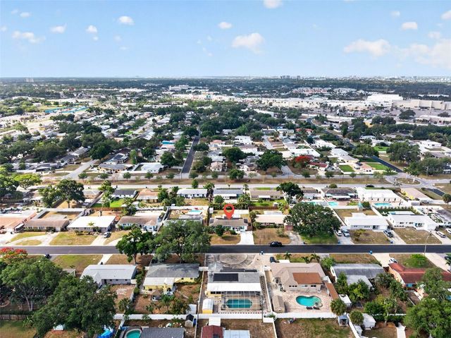 6740 31ST AVENUE N, St Petersburg, FL 33710