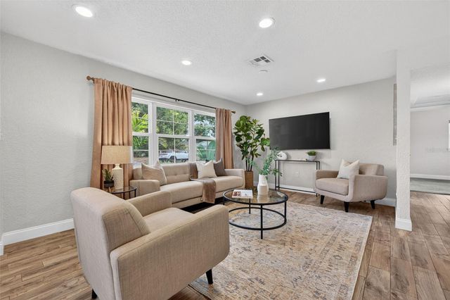6740 31ST AVENUE N, St Petersburg, FL 33710