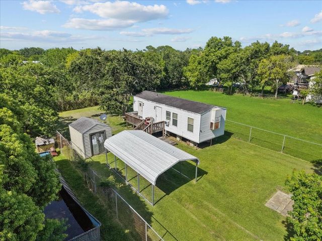 710 Broadway, Dickinson, TX 77539