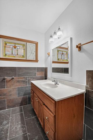 3541 Hammond Avenue, Waterloo, IA 50702