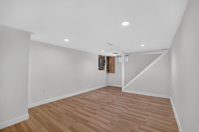 3541 Hammond Avenue, Waterloo, IA 50702