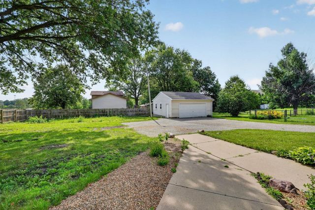 3541 Hammond Avenue, Waterloo, IA 50702