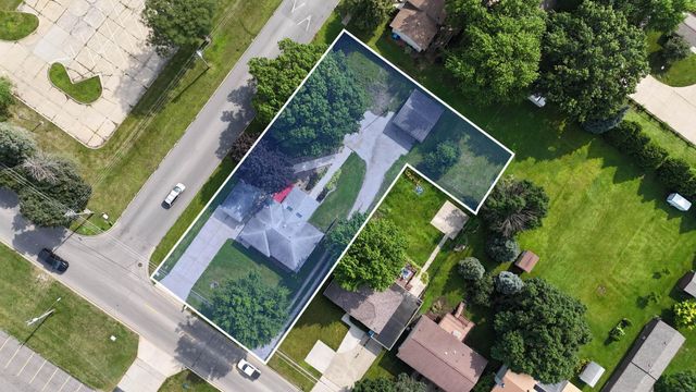 3541 Hammond Avenue, Waterloo, IA 50702
