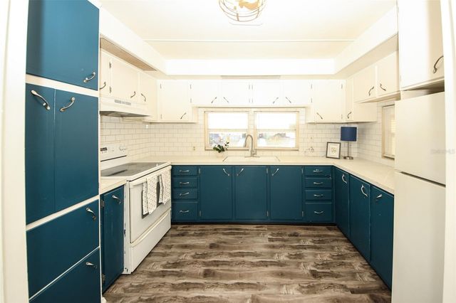 2125 KEPNER DRIVE, Holiday, FL 34691