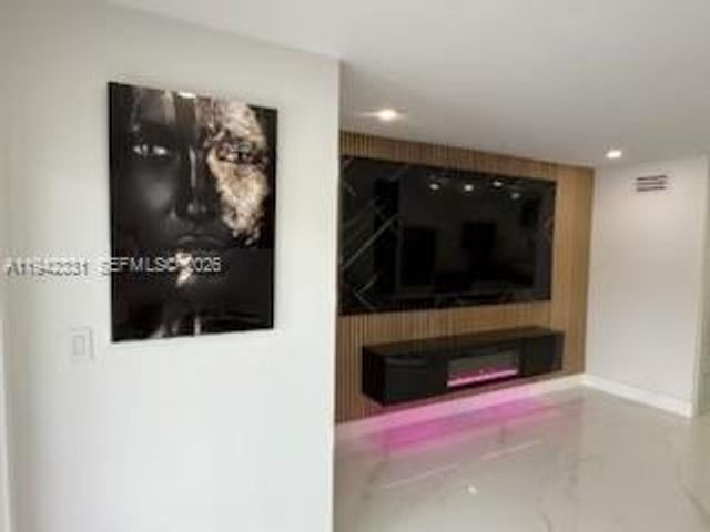 1955 NE 123rd St, North Miami, FL 33181