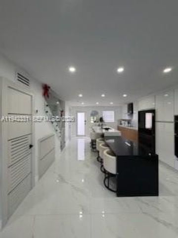 1955 NE 123rd St, North Miami, FL 33181