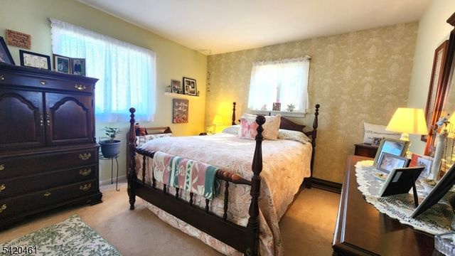 317 Wagon Wheel Rd, Montague Twp., NJ 07827