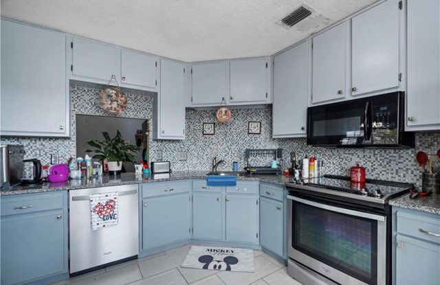 1907 Aynsley Way 32-2, Vero Beach, FL 32966