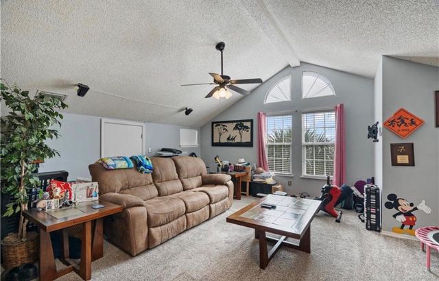 1907 Aynsley Way 32-2, Vero Beach, FL 32966