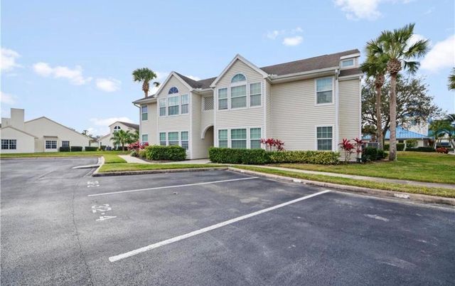 1907 Aynsley Way 32-2, Vero Beach, FL 32966