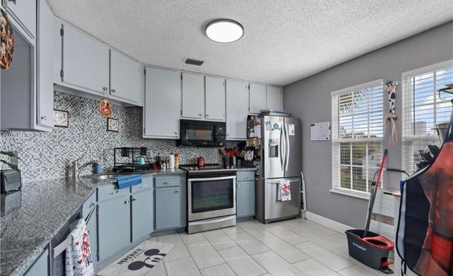 1907 Aynsley Way 32-2, Vero Beach, FL 32966