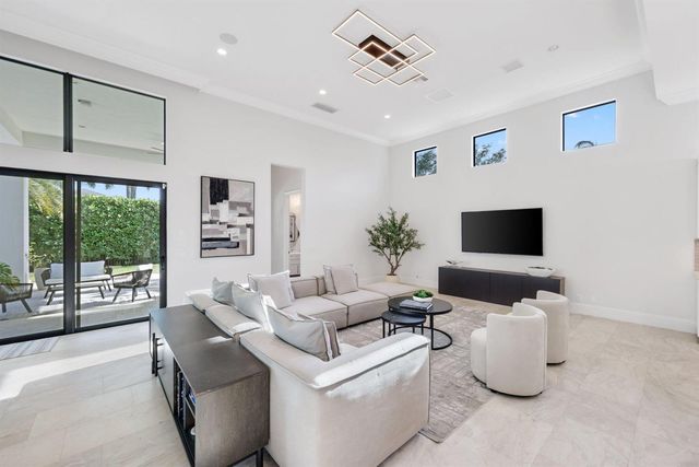 2702 NW 71st Boulevard, Boca Raton, FL 33496