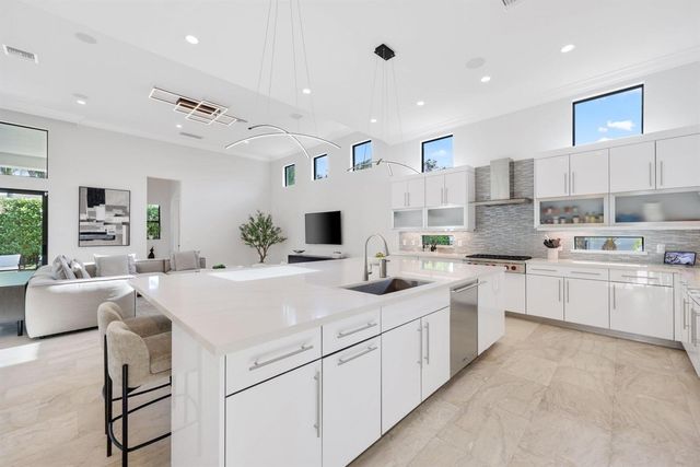2702 NW 71st Boulevard, Boca Raton, FL 33496