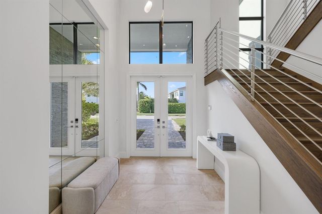 2702 NW 71st Boulevard, Boca Raton, FL 33496