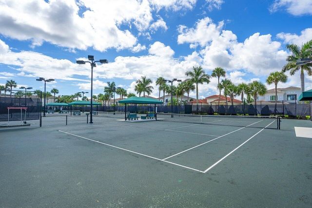 2702 NW 71st Boulevard, Boca Raton, FL 33496