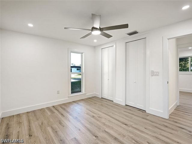 16 Kings RD A16, Naples, FL 34112