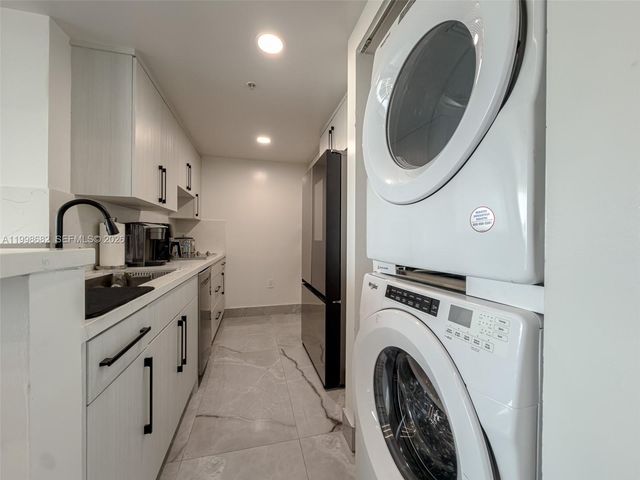 1861 S River Drive 2308, Miami, FL 33125