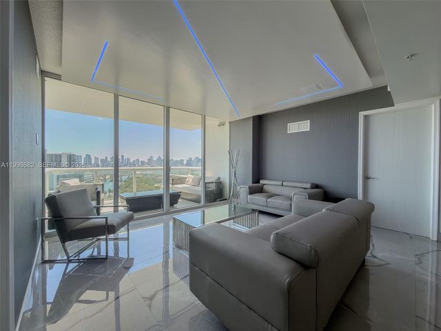 1861 S River Drive 2308, Miami, FL 33125