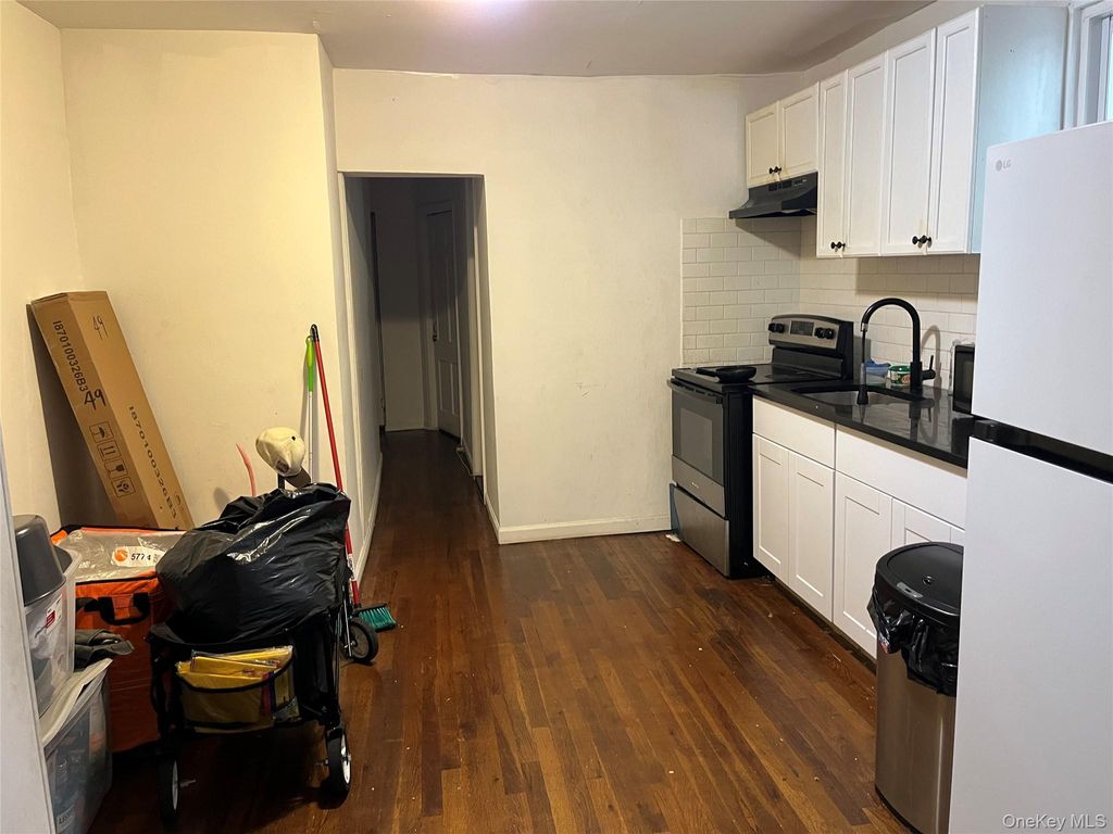 30-26 92nd Street, Jackson Heights, NY 11369 — photo 2