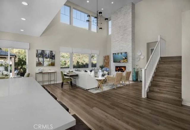 6556 Canyon Oaks Drive, Simi Valley, CA 93063