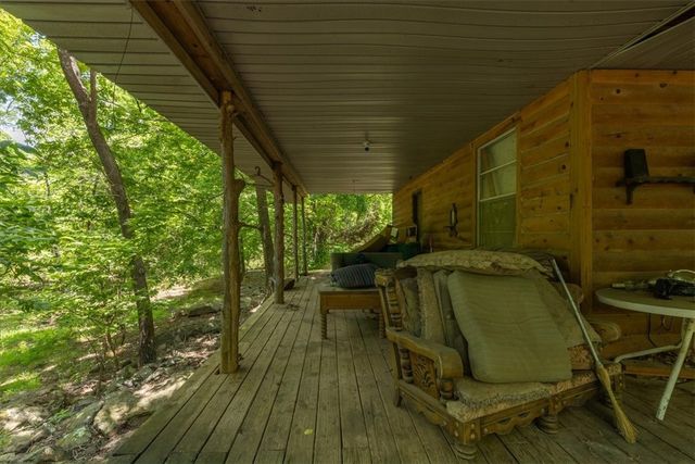 21433 Highway 59, Evansville, AR 72729